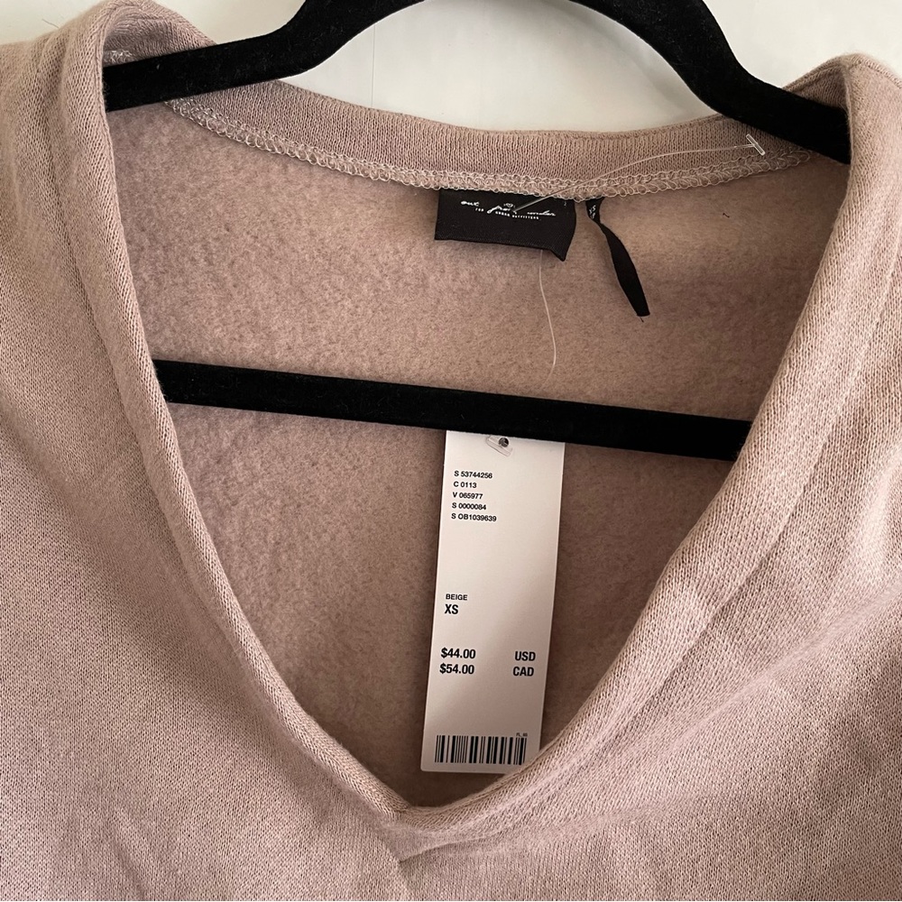 Urban Outfitters Out From Under Gray Vivian V Neck Crop Sweatshirt Size XS - Picture 6 of 10